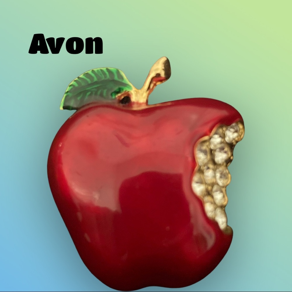 Vintage Avon Apple brooch